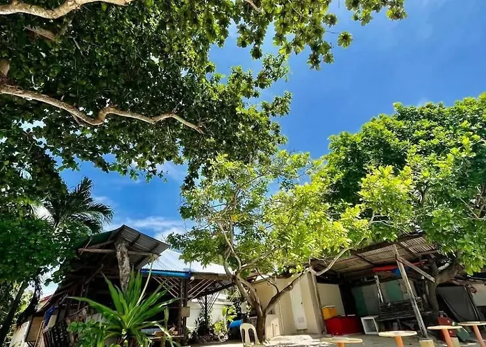 Tralalololalala Resort *